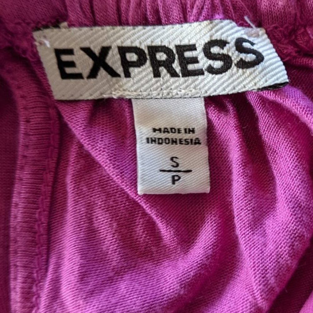Express Pink Tank Top. - Picture 5 of 8